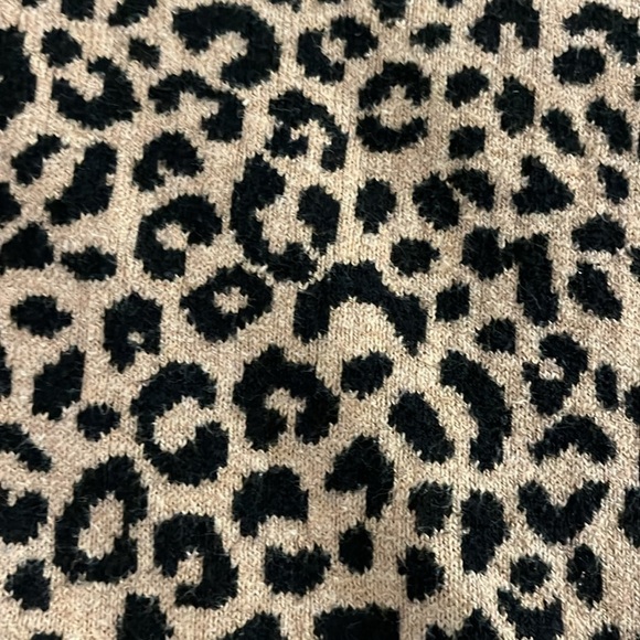 Cheetah top - Picture 5 of 5